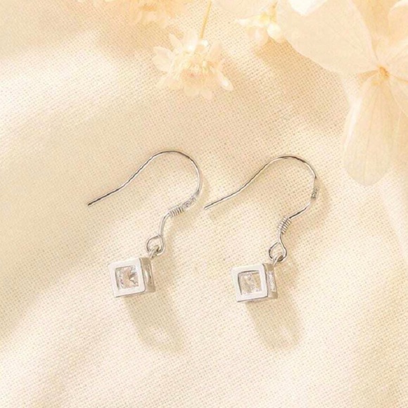 Crystal in a Cube~ Clear Swarovski Loose Caged Captured Open Block Silver Dangle - Picture 5 of 6